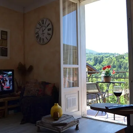 For Rent Between Lago Di Como And Lake Lugano, In The Village Of Apartment